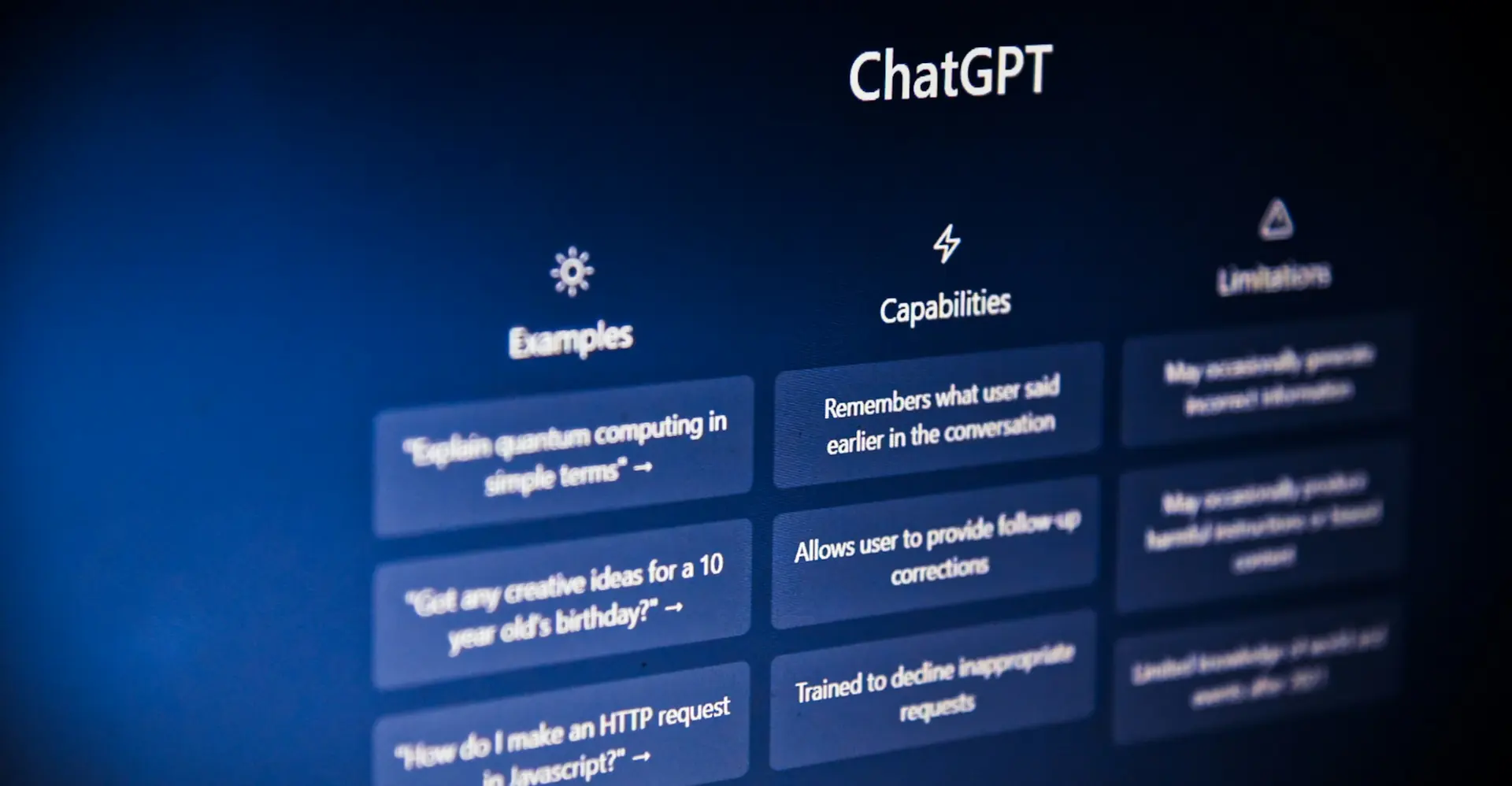 Customer messaging interface powered by an AI assistant