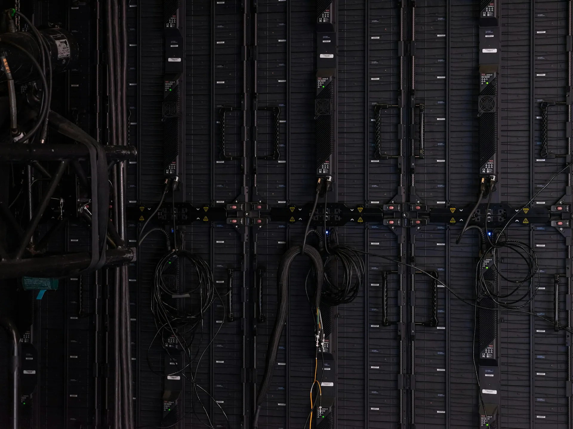 Headless CMS development server hardware: Migrating WordPress to Headless CMS Without Losing SEO